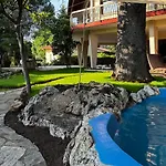 Vila Degli Ulivi *